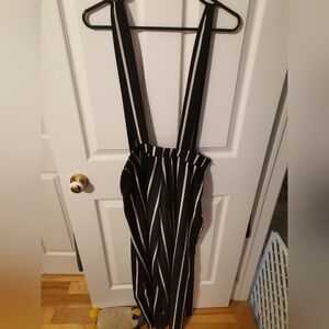 Shein pants with suspenders size 0XL